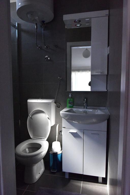 Apartments Victoria 022 브르드니크 외부 사진